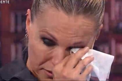 Denise Dumas reveló el particular motivo por la que Abel Pintos la hace llorar y se quebró en vivo