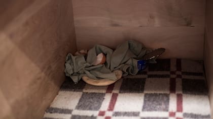 Dentro de las piezas escultóricas, el visitante descubrirá huellas de los personajes ficticios que supuestamente habitaron esos sitios