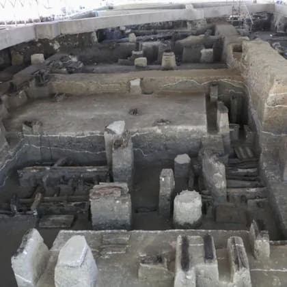 Dentro de las viviendas se encontraron artefactos antiguos que revelarían lo avanzada que era la civilización para la época