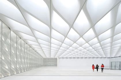 Dentro del Broad, Diller Scofidio + Renfro crearon una galería de 10.000 pies cuadrados
