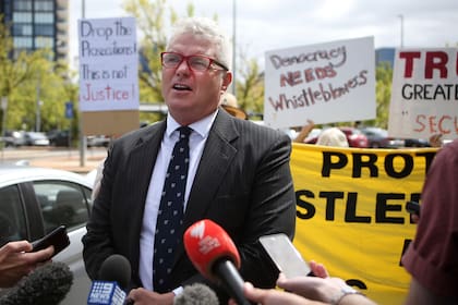 Denunciante australiano que expuso crímenes de guerra pierde apelación para reducir condena