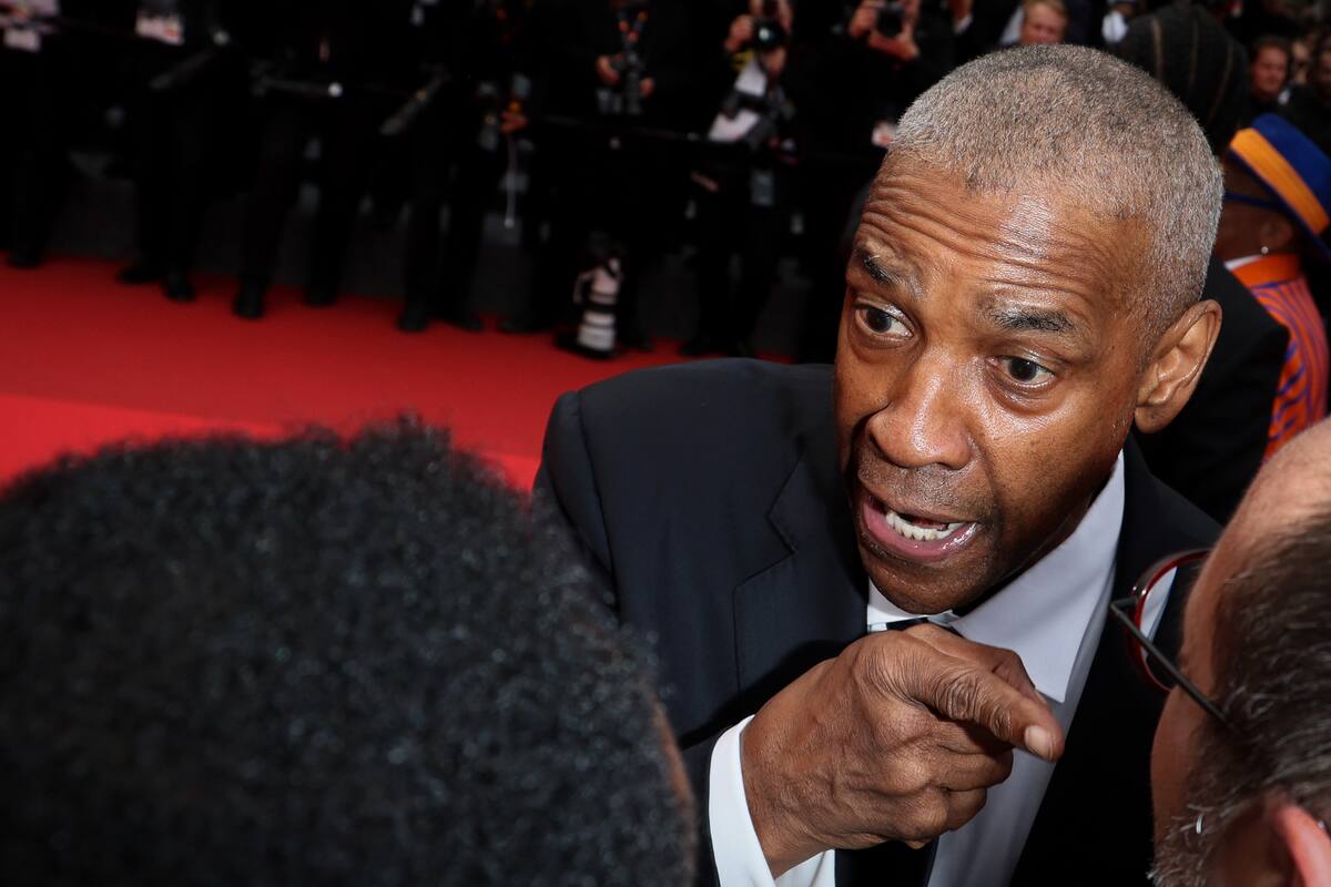 Denzel Washington, indignado con los fotógrafos