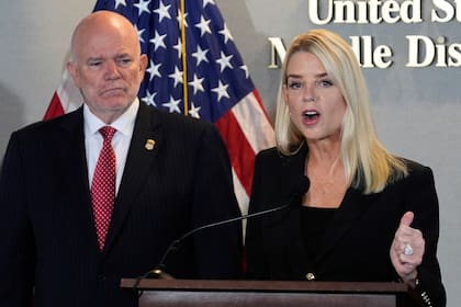 Departamento de Justicia intensifica combate del tráfico de personas en la frontera norte de EEUU