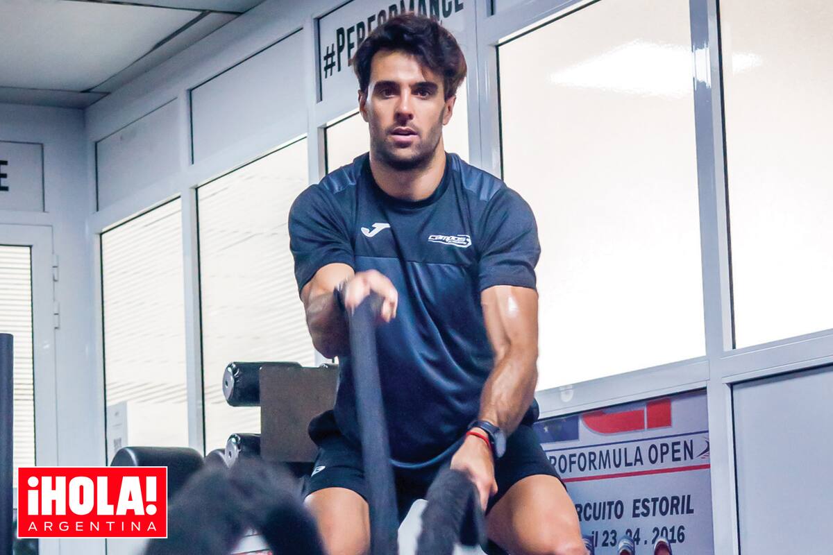 Deportista de elite, Manu se entrena bajo la supervisión de dos especialistas en Educación Física y Actividad Física y sigue el plan de alimentación ideado por una nutricionista.