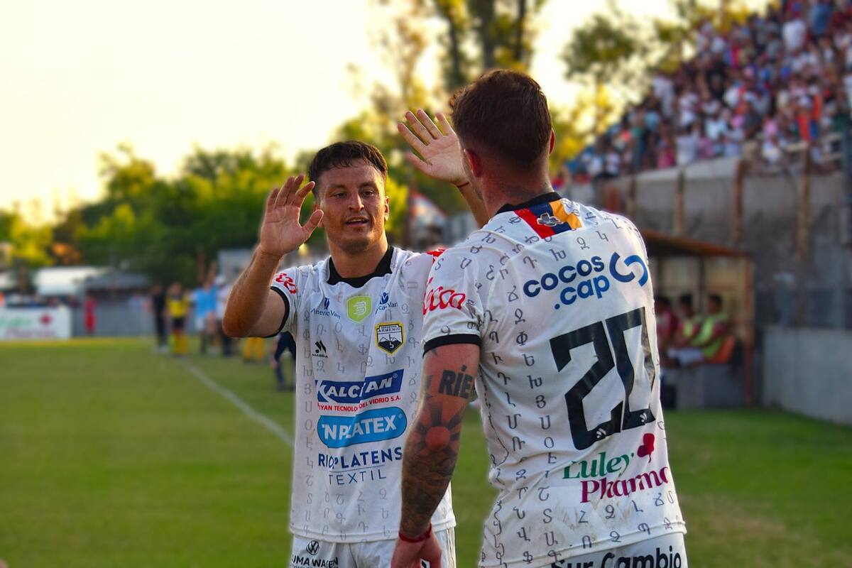 Deportivo Armenio busca un buen resultado como visitante para poder definir la serie en su estadio: se juegan 31'
