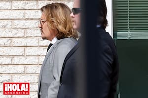 Depp llega a la corte de Fairfax County en Virginia, el lunes 11, para el inicio del juicio en el que le reclama 50 millones de dólares a Amber Heard, por los “daños provocados a su imagen”.