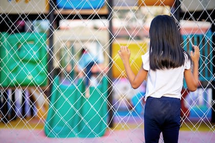 Después de meses de aislamiento por la pandemia, aumentaron las consultas por niños, niñas y adolescentes con síntomas de depresión;  a qué señales hay que estar atentos y cuándo consultar al pediatra Foto: Shutterstock