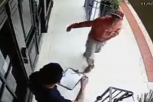 Derribó a un ladrón de un solo golpe letal: murió en el acto