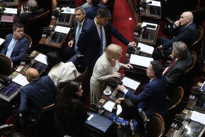 Derrota de Pro en el debate por la ficha limpia