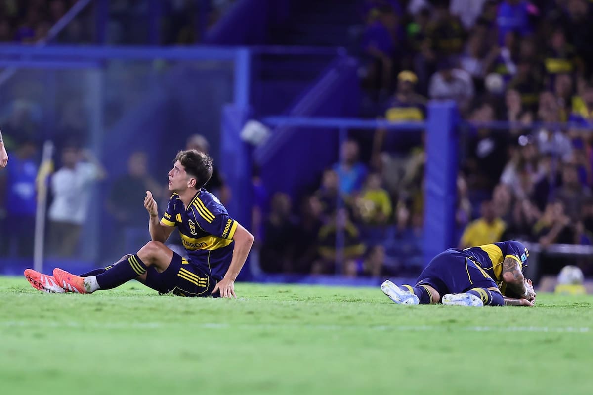 Derrumbado, como Tomás Belmonte y Ayrton Costa en esta situación, está Boca, en lo técnico y lo anímico; no pasó de un otro 0-0 en la Bombonera, donde Racing dejó la impresión de que si se hubiera animado, habría ganado.