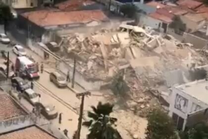 Brasil: se derrumbó un edificio en Fortaleza y hay al menos dos muertos