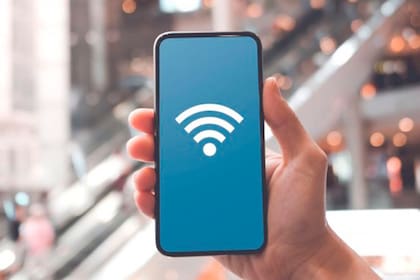 Desactivar las redes móviles te pueden ayudar a proteger tu celular
