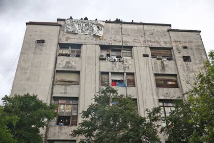 Desalojo en un edificio de Parque Patricios