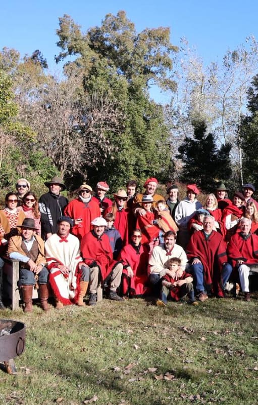 Descendientes de Martín Miguel de Güemes se reunieron en un campo de Cañuelas para recordar al caudillo salteño a los 205 años de su fallecimiento