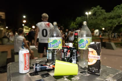 Descontrol y exceso de alcohol en los nuevos rituales de los estudiantes