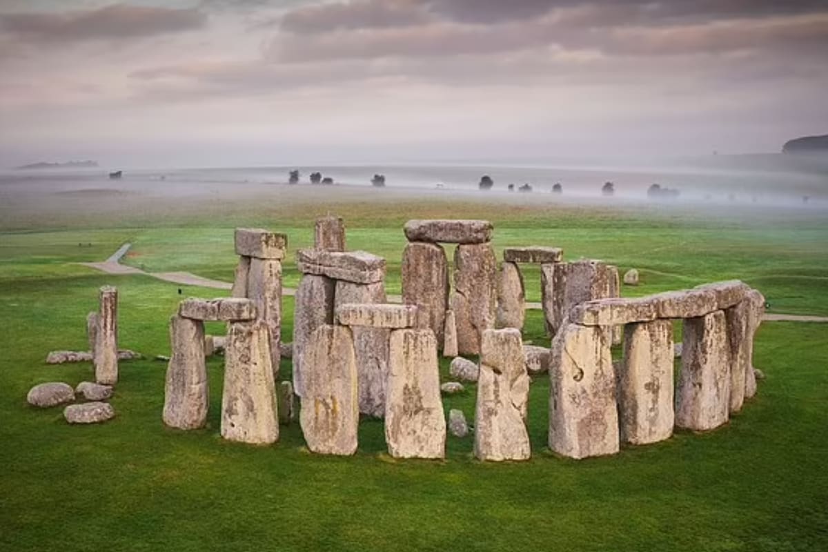 Descubren en España una técnica del Neolítico que pudo servir para construir el Stonehenge en el 3500 a.C