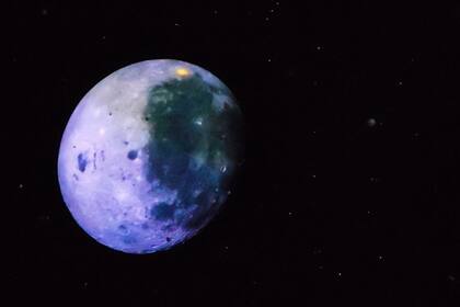 Descubren los restos de un planeta antiguo de hace 4500 millones de años que podría explicar el origen de la Luna