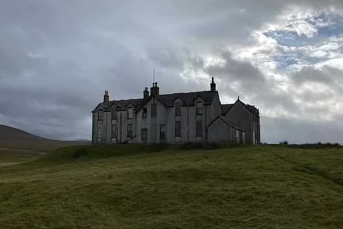 Descubren una casa abandona en Tierras Altas de Escocia congelada en el año 1935