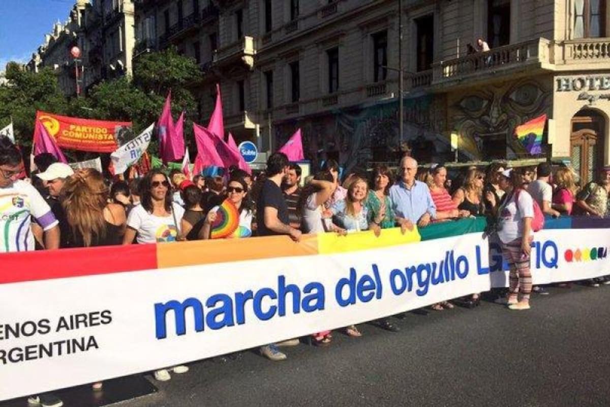 Desde 1996, las marchas del orgullo LGBTI se celebran en Buenos Aires durante el mes de noviembre