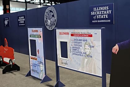 Desde 2013, Illinois emitió más de 300 mil TVDL, pero ahora adopta un modelo inclusivo con las licencias estándar