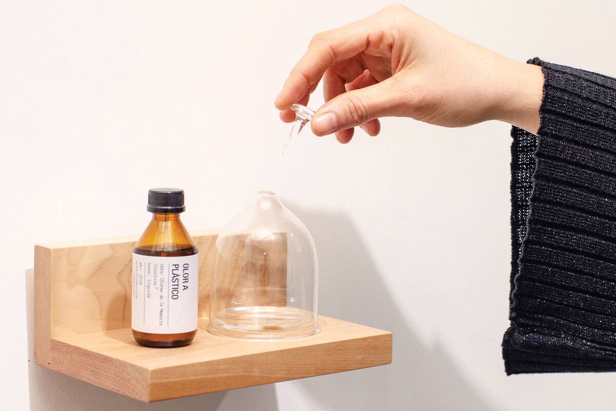 Desde 2015, Cecilia Catalin presenta obras olfativas.