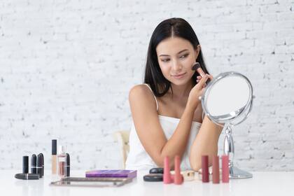 Desde brochas a desmaquillantes, los beneficios de Club acompañan a equiparse para un look completo.