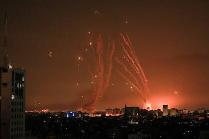 Desde el ataque de Hamas contra Israel ya murieron más de 700 personas, incluyendo cuatro argentinos