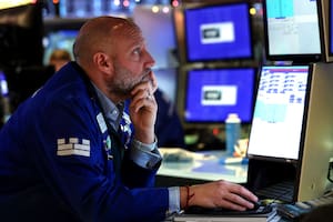 Mercados: caen las bolsas, el petróleo y el riesgo país en la Argentina, este lunes 9 de marzo