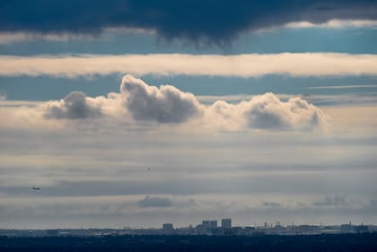 Desde el domingo a la tarde, la zona de Los Ángeles comenzó a cubrirse de una intensa nubosidad que anticipaba las tormentas de inicios de semana