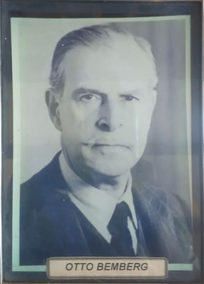Desde el fundador de Quilmes, hay un linaje de varios "Otto Bemberg" en la familia a lo largo de las generaciones.