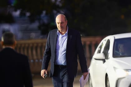 Desde el Ministerio de Desregulación aseguran que “algo grande está por salir”. Se refieren a medidas que acelerarán la importación de productos que ya vienen de países con fuertes organismos de control