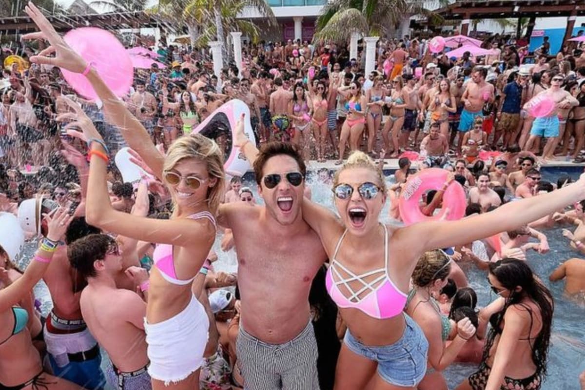 Desde Estados Unidos hasta Alemania, varios gobiernos han advertido a sus ciudadanos sobre los riesgos que podrían correr al visitar las playas paradisiacas de Cancún, Isla Mujeres, Puerto Morelos, Tulum y otras gemas de la Riviera Maya