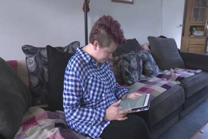 Desde hace casi tres años no logra conseguir trabajo. La joven de 33 años asegura que las empresas responden sus solicitudes pero que pierden el interés en ella cuando se enteran de su discapacidad