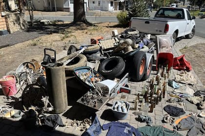 Desde hace varios años, grupos ambientalistas trabajan para limpiar las profundidades del lago Tahoe
