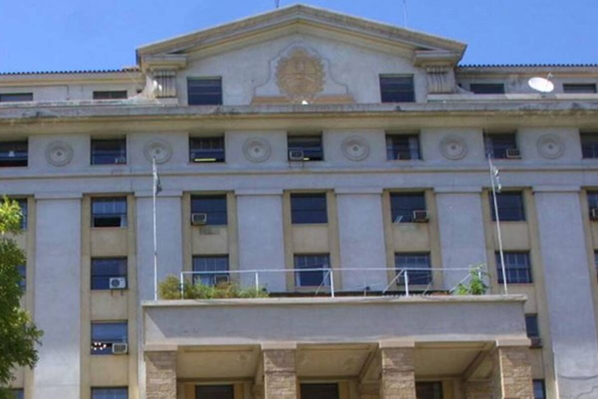 Desde la Casa de Gobierno de la provincia decidieron desvincular a una mujer que hace siete años no se presentaba a trabajar.