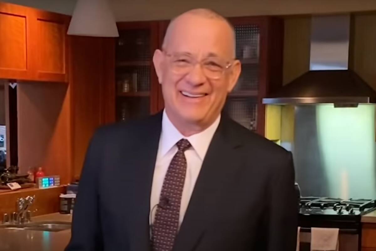 Desde la cocina de su casa, el actor fue anfitrión de Saturday Night Live