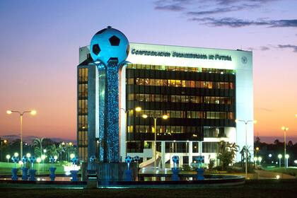 Desde la Conmebol se solicitó la postergación de las eliminatorias