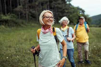 Desde la gerontología, esta perspectiva permite preguntarse qué significa sentirse joven después de los 60