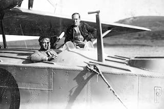 La hazaña del Plus Ultra, el avión que cruzó el Atlántico, y el trágico destino de su tripulación