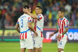 Desde la llega de Gustavo Alfaro, Paraguay elevó su nivel y pelea por clasificar al Mundial 2026, pero aún está afuera