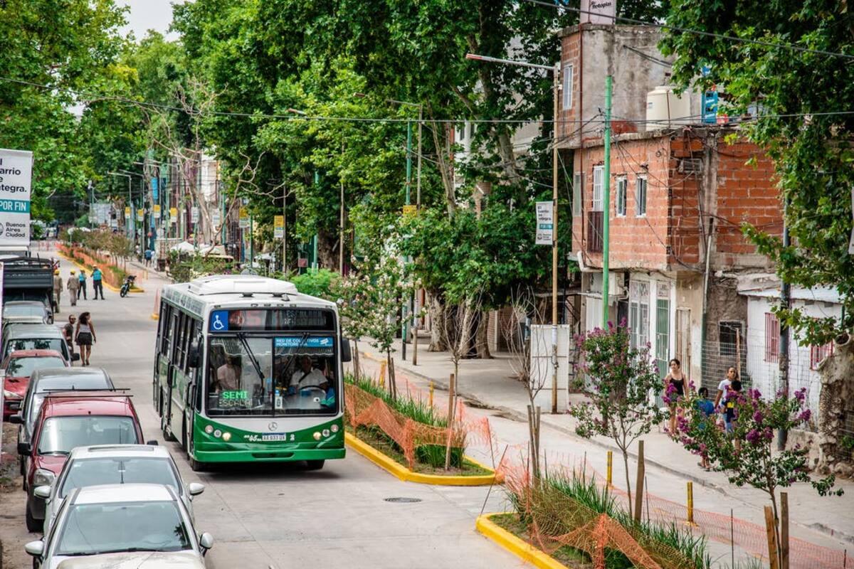 Desde la semana pasada dos líneas de colectivos comenzaron a ingresar a la villa 31 como parte del proceso de urbanización