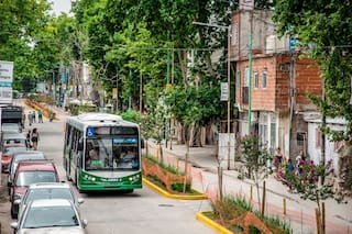 Urbanización: otra línea de colectivo ingresa a la villa 31