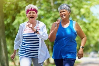 Desde la Vitamina B12 hasta la Vitamina C, el médico recomienda sumarlas a la dieta