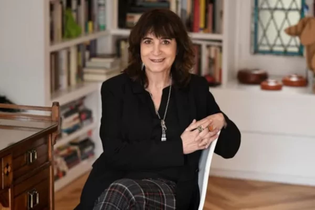 Desde niña se dio cuenta que algo no funcionaba correctamente en su cabeza y ya se preguntaba, ¿qué es la normalidad? ¿qué es la rareza?