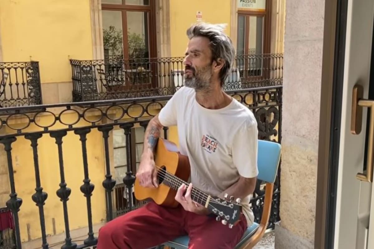 Desde que anunció que tenía cáncer de colon, la carrera del vocalista estuvo condicionada por la enfermedad, aunque eso no le impidió seguir con su actividad hasta los últimos días