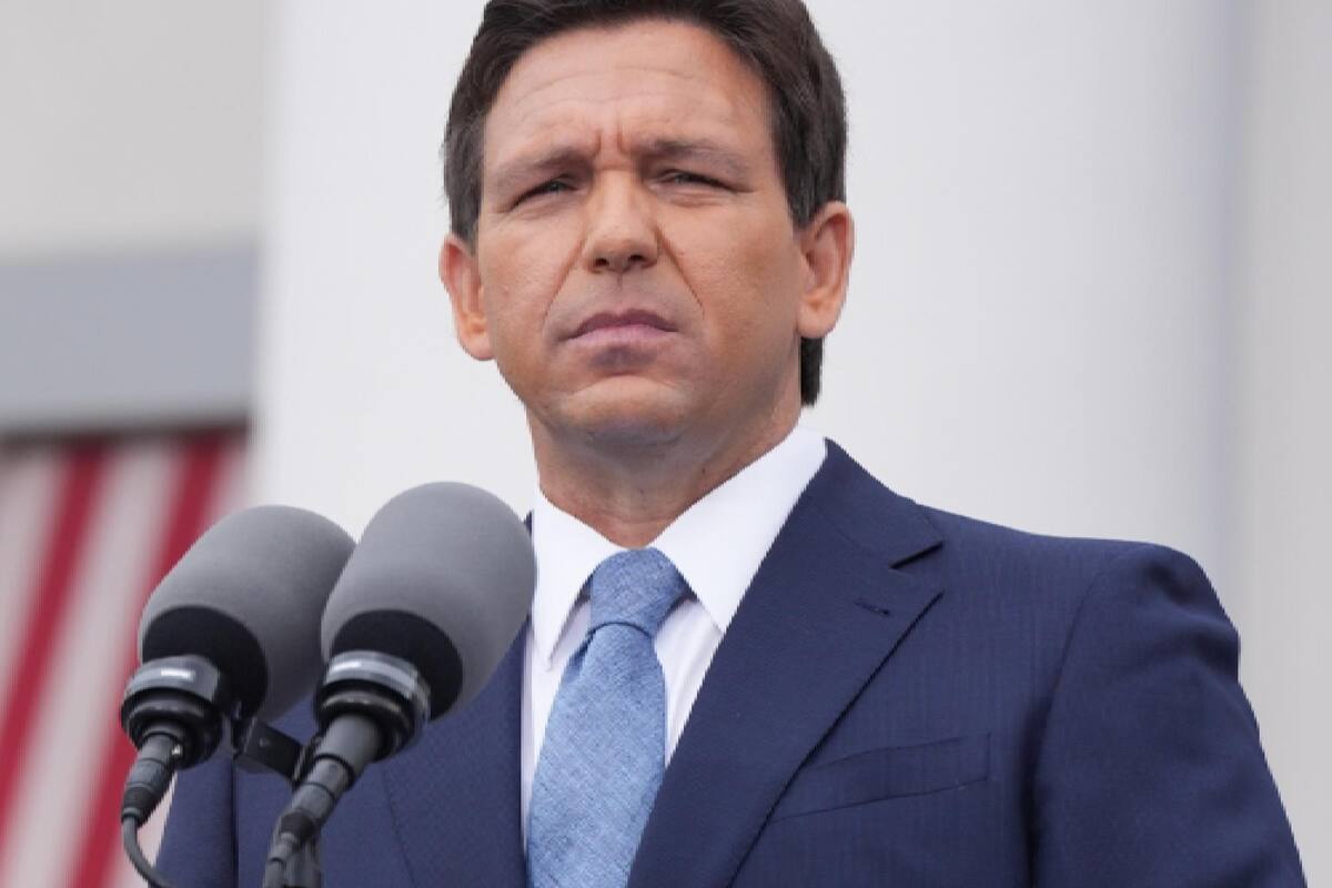Desde que asumió como gobernador de Florida, Ron DeSantis impulsó proyectos de ley para restringir la educación en temas de orientación sexual e identidad de género