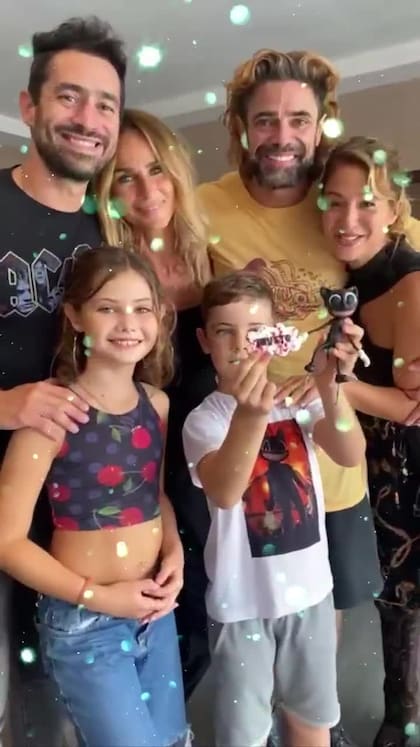 Desde que Luciano Castro y Sabrina Rojas se separaron ambos formaron nuevas relaciones, él con Vigna y ella con el Tucu López y conviven como una familia ensamblada