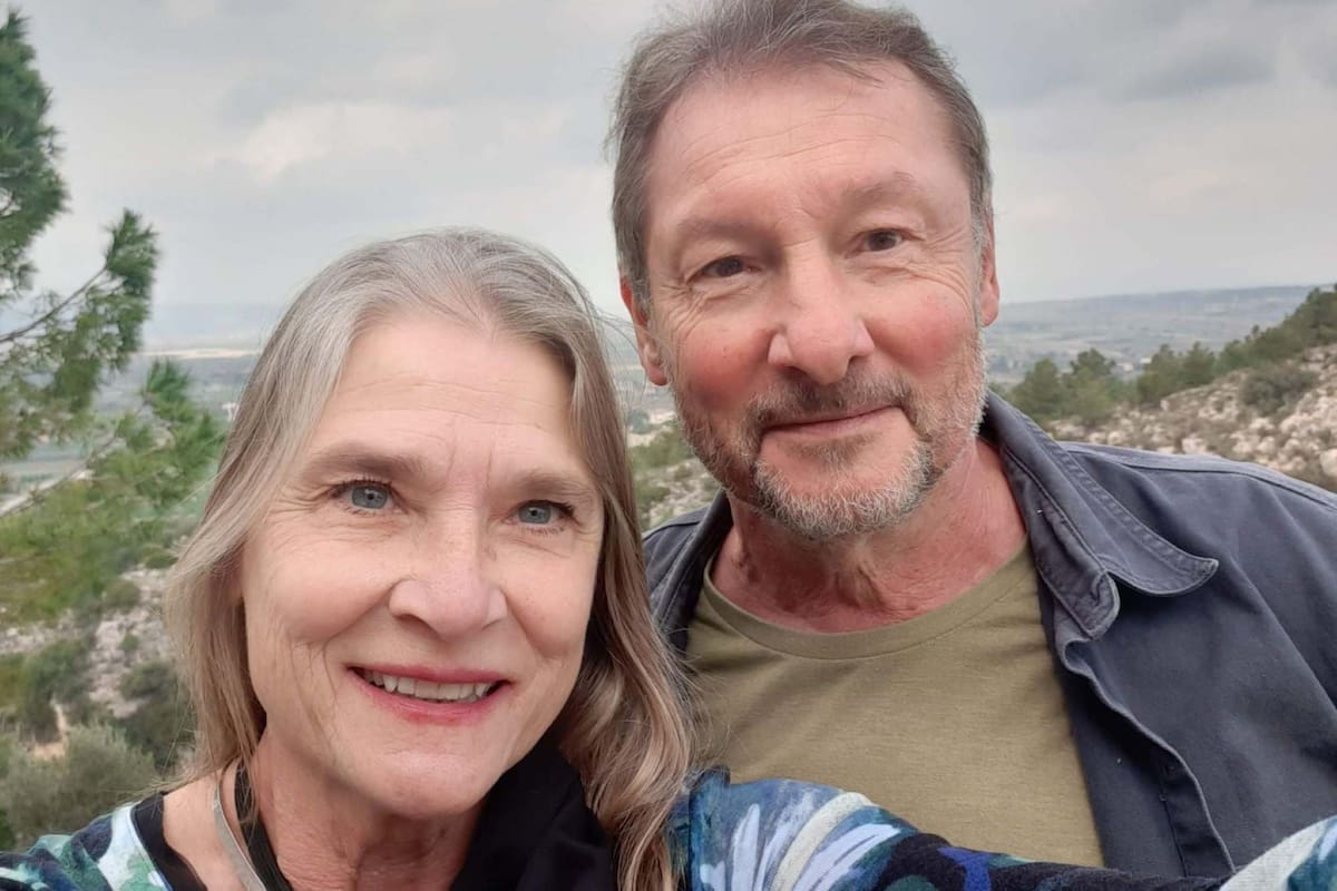 Desde que se mudaron a España, Regina y John recorren el país