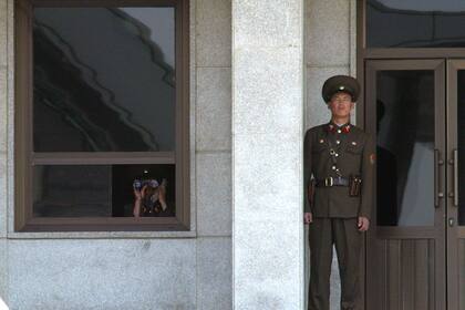 Desde que terminó la guerra de Corea de 1950-1953, con un armisticio y no con un tratado de paz, los dos países siguen técnicamente en conflicto