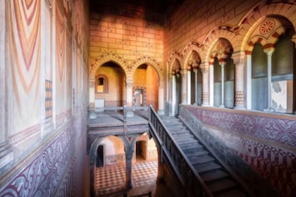 Desde ser el hogar de altos nobles españoles hasta refugio de narcotraficantes, el castillo guarda mucha historia en su interior